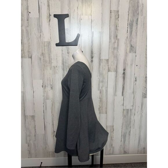 H&M gray flare dress - Picture 3 of 5